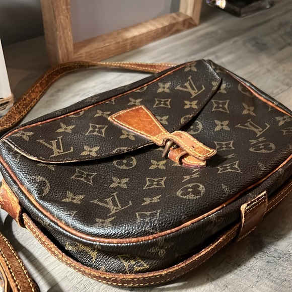 Vintage Louis Vuitton Crossbody (needs repairs) - Picture 15 of 16